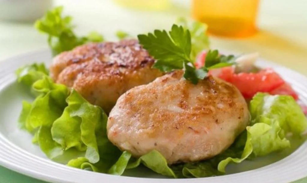 Котлеты из индейки и кролика фото